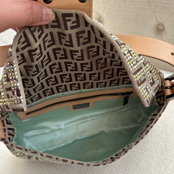 Fendi Baguette Crystal Brown FF - Picture 12 of 16
